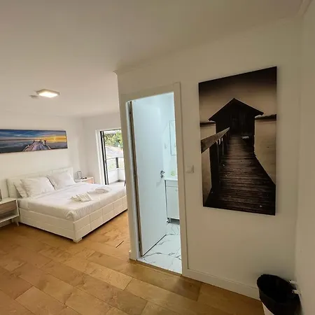 Oieras 2 - Large Double With En-suite Bathroom And Balcony Oeiras