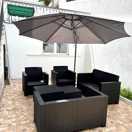 Penzion Oieras 2 - Large Double With En-suite Bathroom And Balcony Oeiras